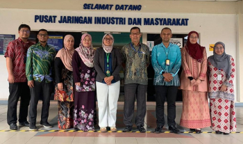 MESYUARAT BERSAMA PUPUK DAN MAXIS: MEMPERKASAKAN PENDIDIKAN DIGITAL